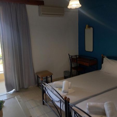 Hotel Tainaro Loutra Edipsou  ภายนอก รูปภาพ