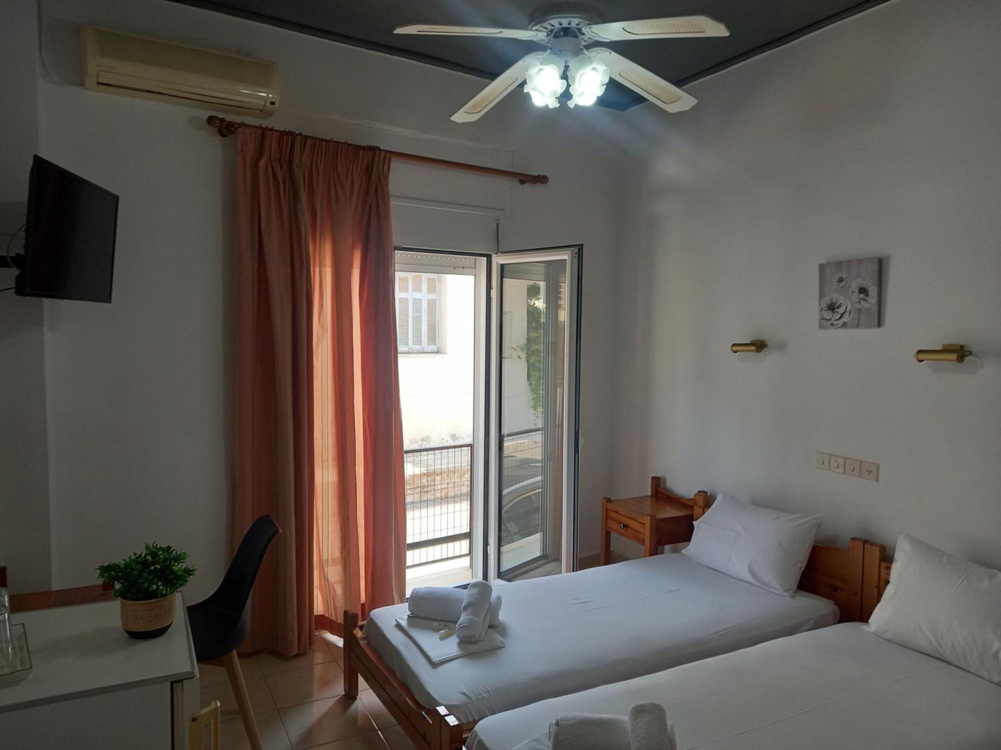 Hotel Tainaro Loutra Edipsou  ภายนอก รูปภาพ